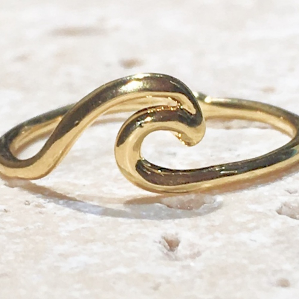 Santa Monica Wave Ring